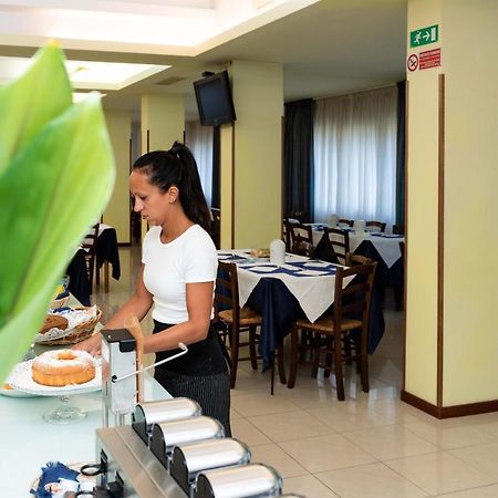 Hotel Gabbiano 포르토 산 조르조 외부 사진