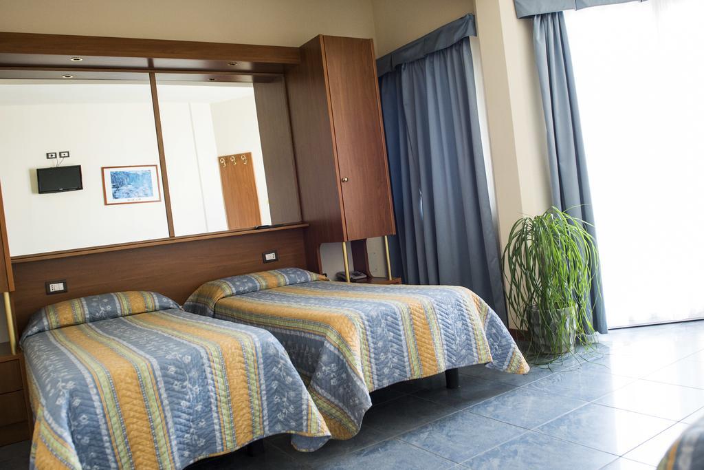 Hotel Gabbiano 포르토 산 조르조 외부 사진
