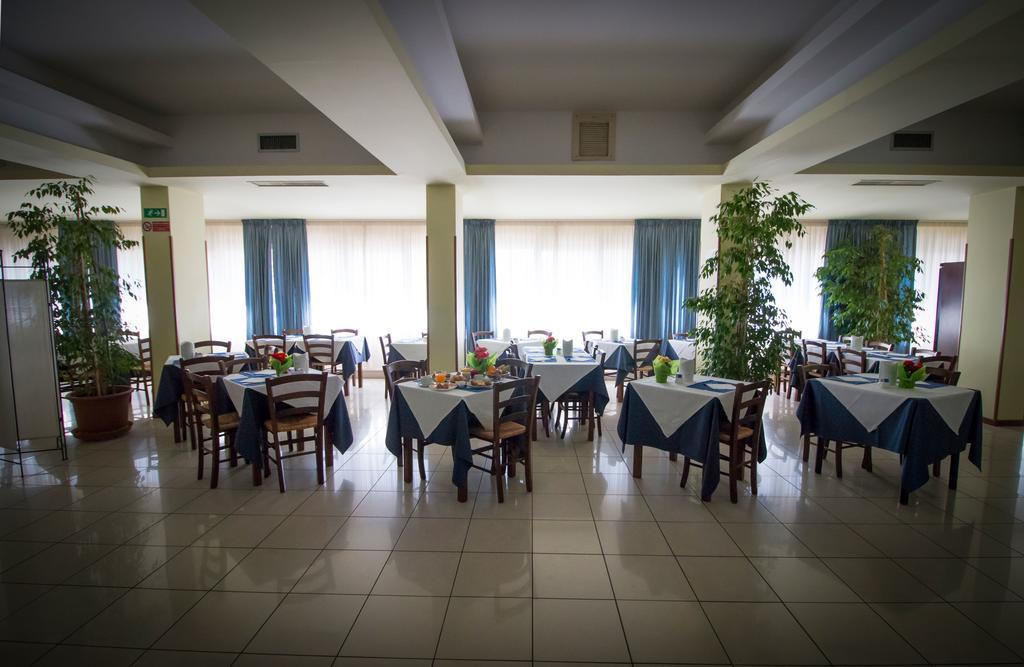 Hotel Gabbiano 포르토 산 조르조 외부 사진