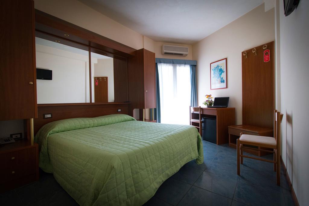 Hotel Gabbiano 포르토 산 조르조 외부 사진