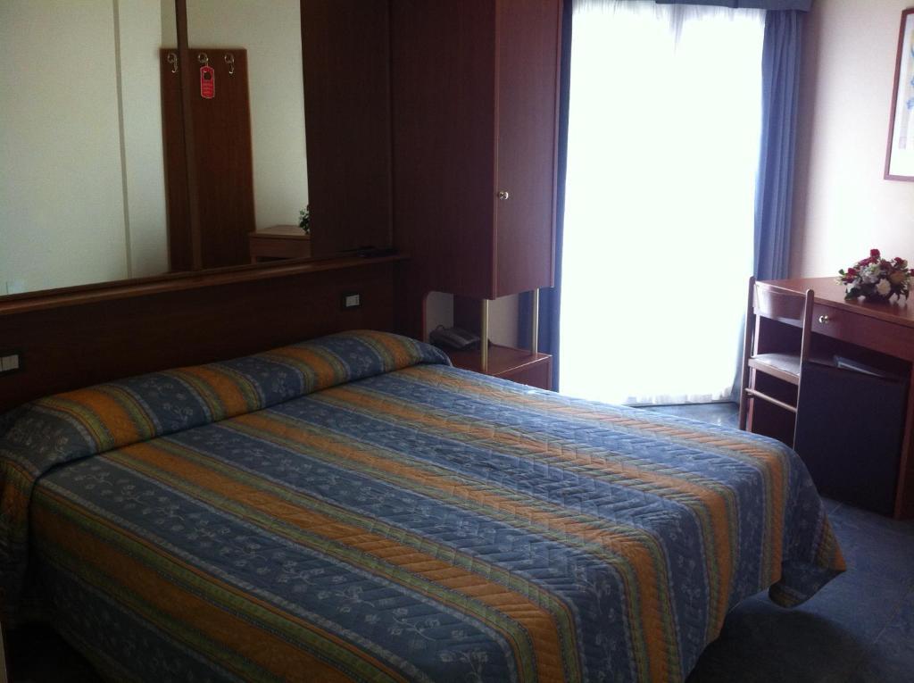 Hotel Gabbiano 포르토 산 조르조 객실 사진