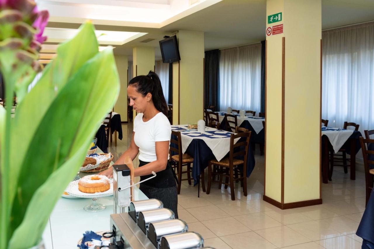 Hotel Gabbiano 포르토 산 조르조 외부 사진